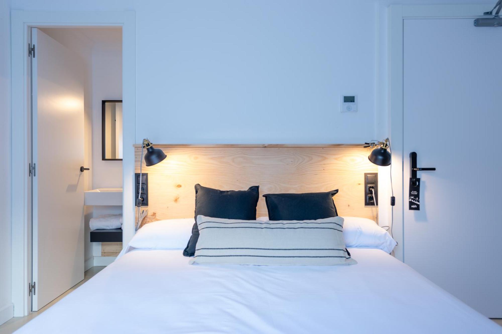 Hostal Boutique Es Menut Tossa de Mar Ngoại thất bức ảnh