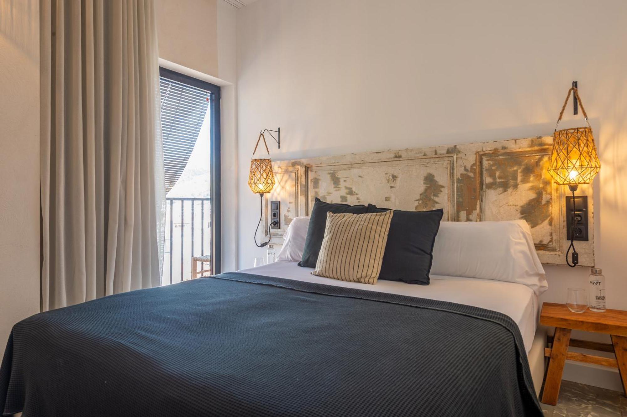 Hostal Boutique Es Menut Tossa de Mar Ngoại thất bức ảnh