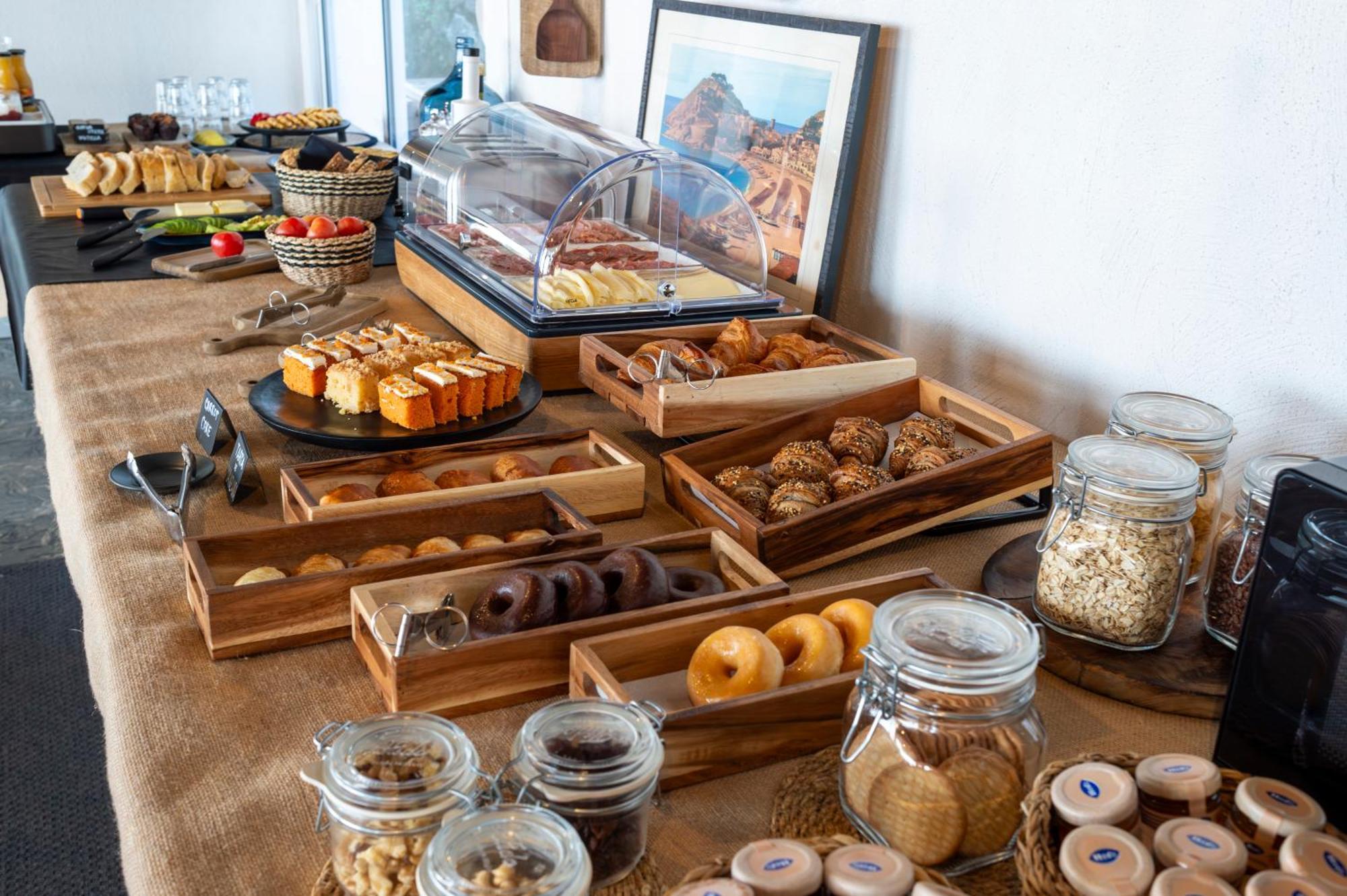 Hostal Boutique Es Menut Tossa de Mar Ngoại thất bức ảnh