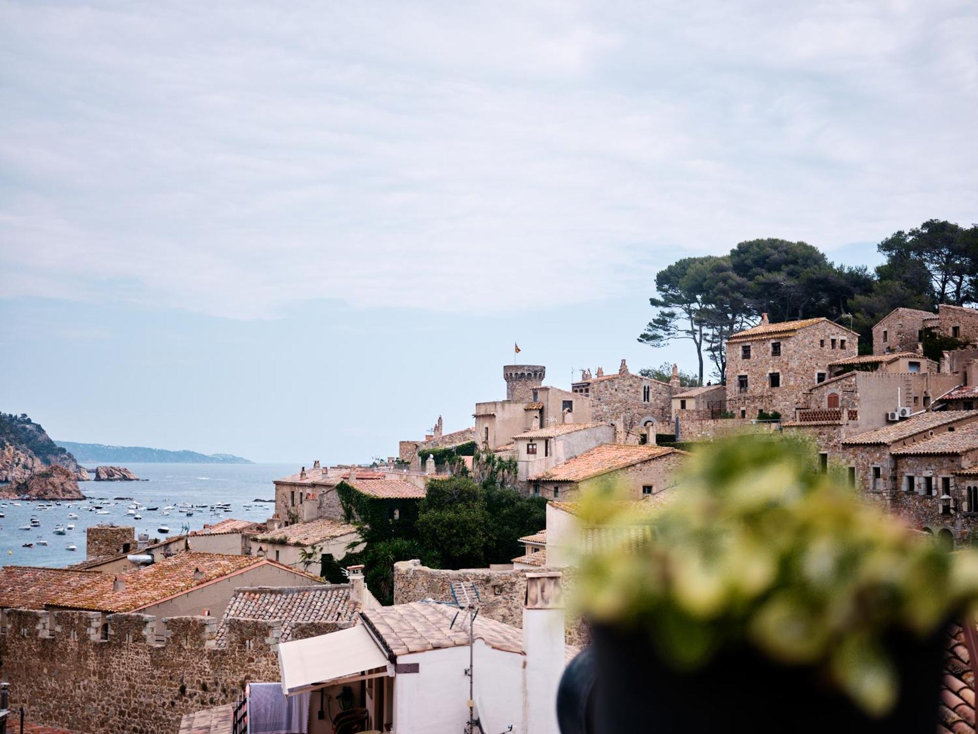 Hostal Boutique Es Menut Tossa de Mar Ngoại thất bức ảnh