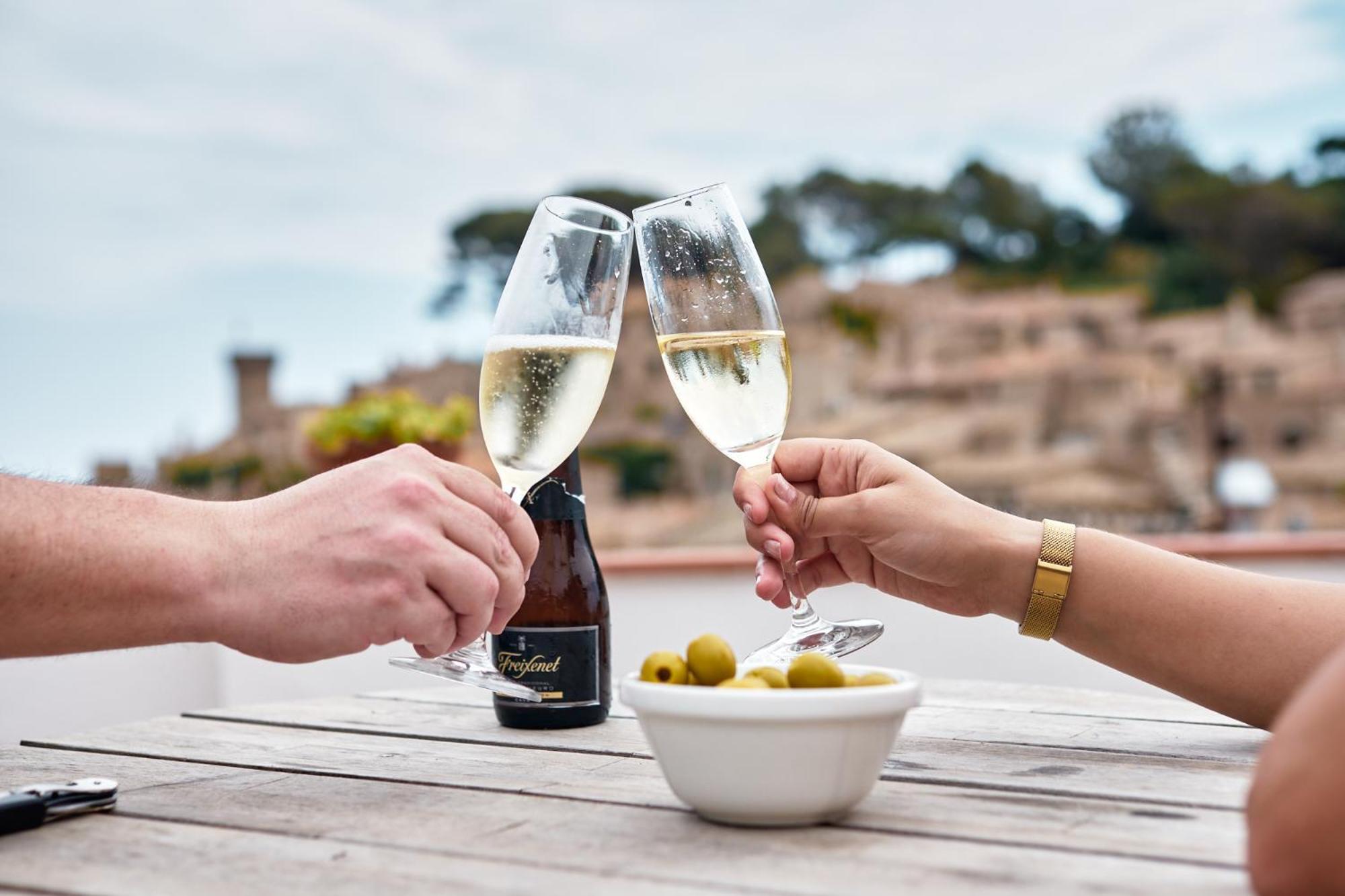 Hostal Boutique Es Menut Tossa de Mar Ngoại thất bức ảnh